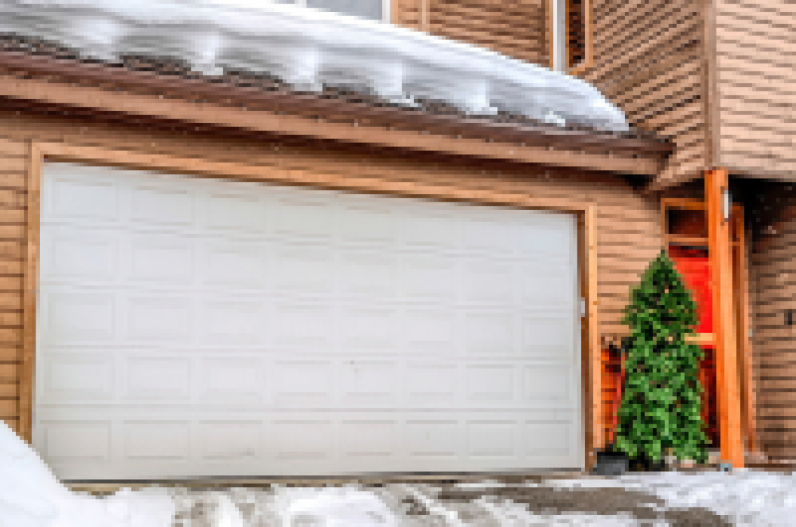 La neige a-t-elle un impact sur votre porte de garage?